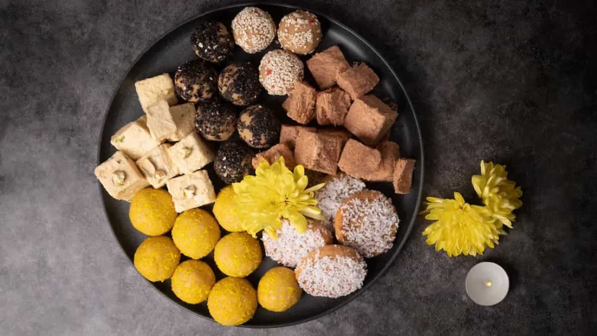 8 Delightful Bengali Sweets To Try In The Monsoon