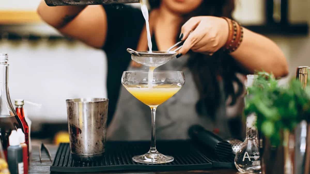 7 Must Have Bar Accessories For Your Home Bar