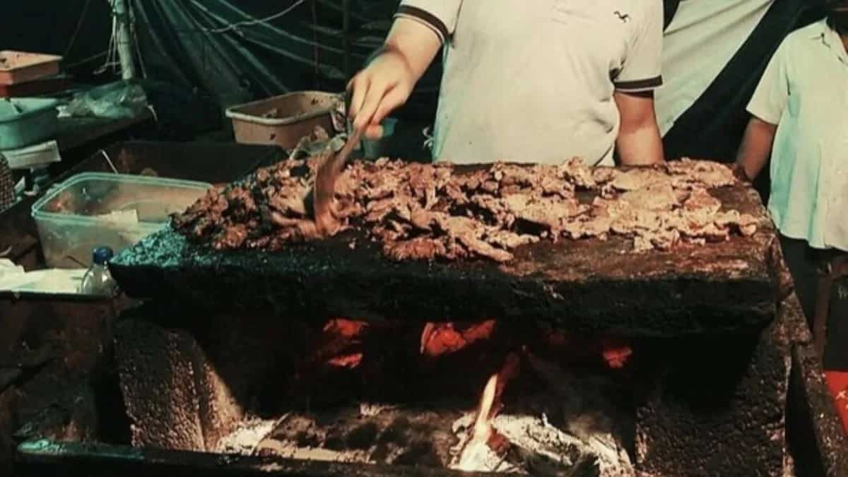 Pathar Ka Gosht: Unique Stone-Cooked Meat Legacy Of Hyderabad