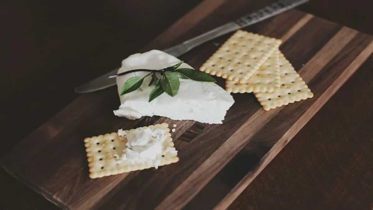 6 Fresh Cheese Varieties And Their Culinary Uses