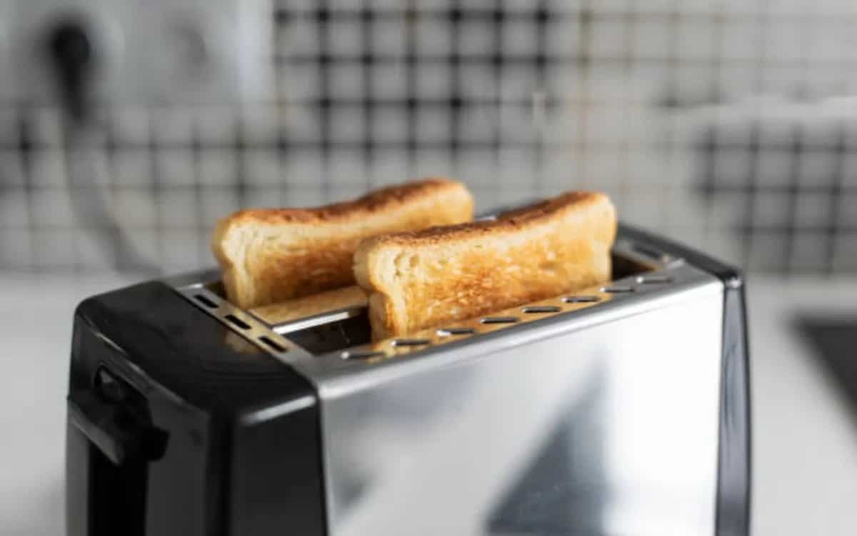 Start Your Day Right With The Top 5 Bread Toaster