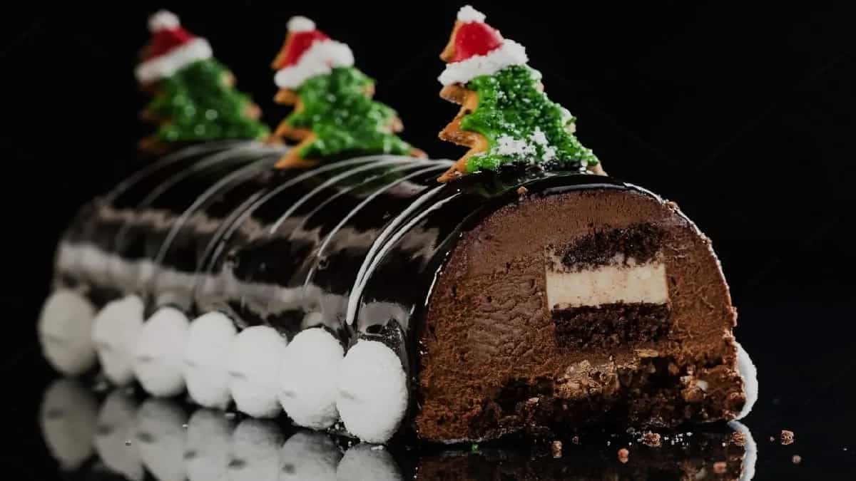 Christmas 2022: Making Yule Log Cake? These 9 Tips Come in Handy