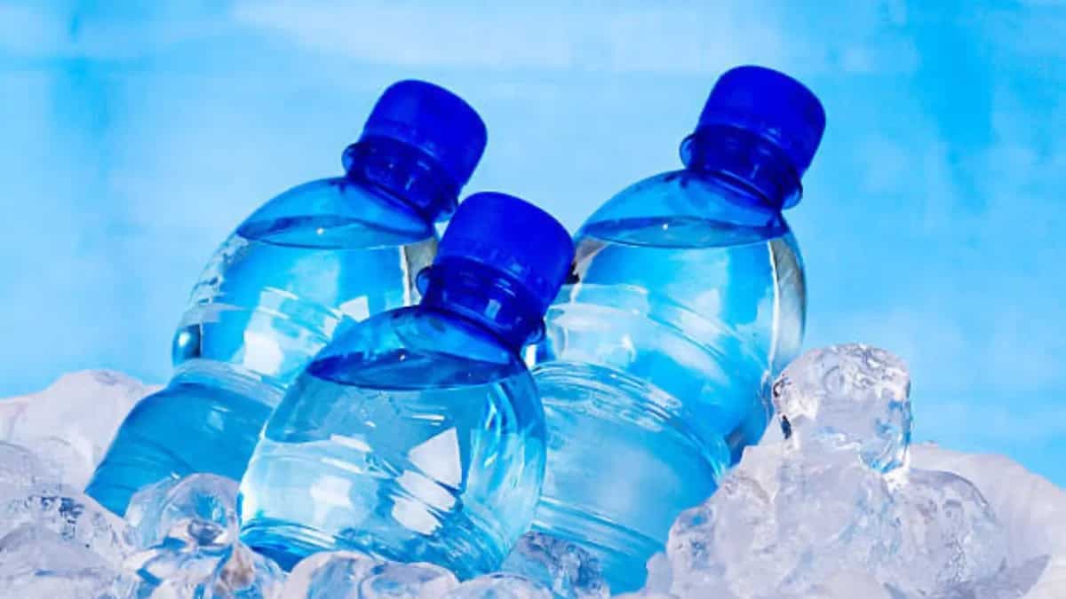 6 Reasons To Avoid Drinking Refrigerated Water