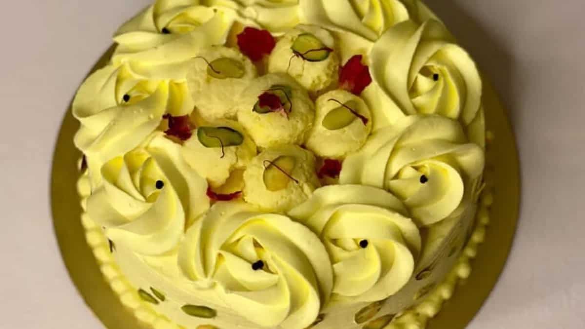 From Thandai Baklava To Berry Shrikhand: Indian-Western Desserts