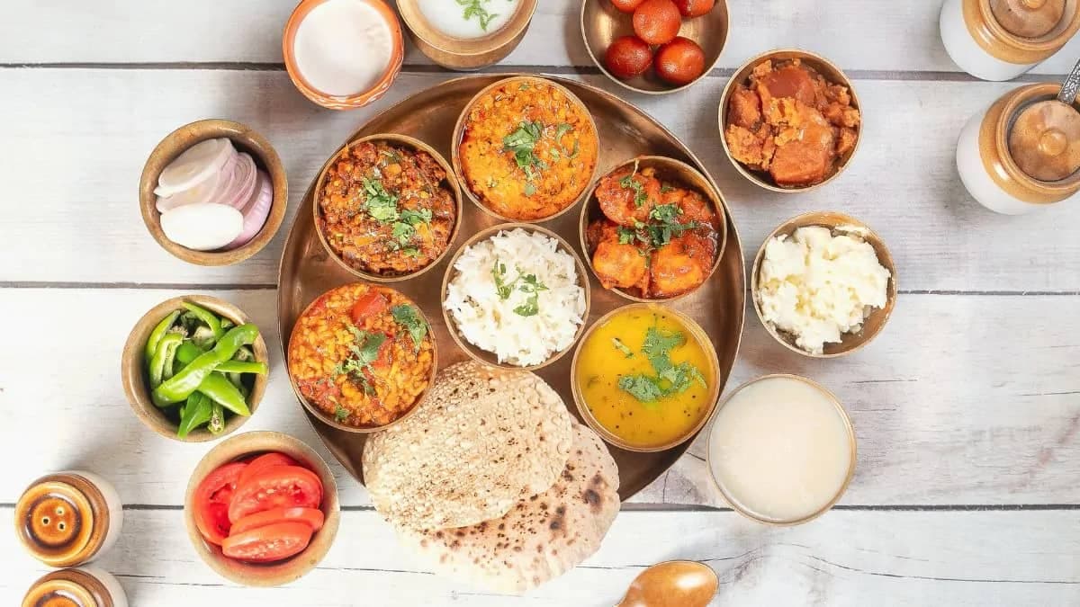 8 Famous Dishes From Rajkot To Enjoy Kathiyawadi Cuisine
