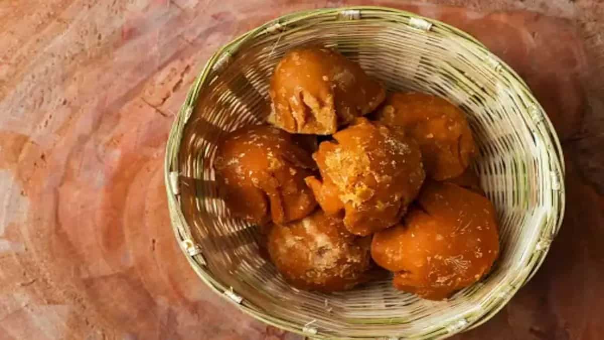 Jaggery Getting Spoiled? 5 Hacks To Store Jaggery For Longer