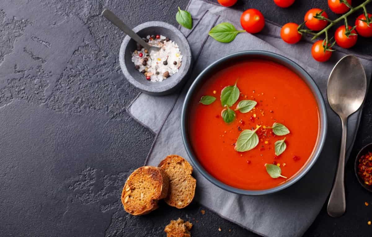 Weight Loss: Add This Yummy Tomato Soup To Your Winter Diet