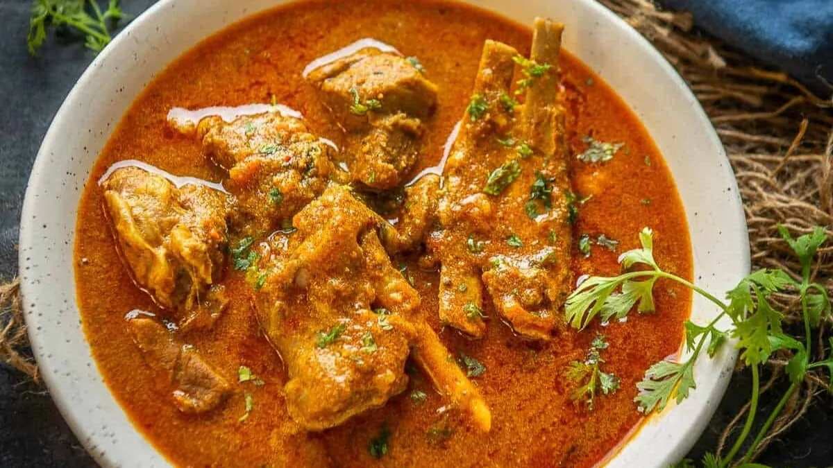 7 Lesser Known Indian Curries To Explore Regional Flavours