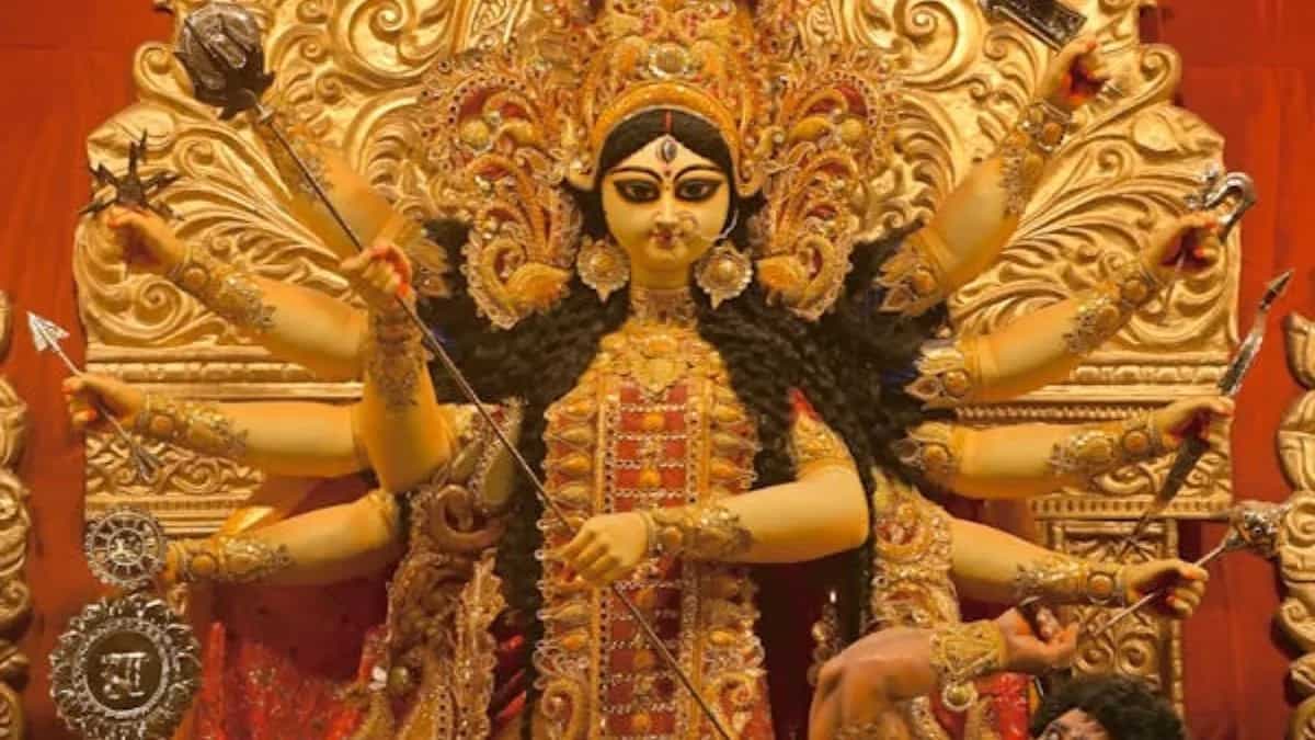 Durga Puja In Bengal: 5 Day Celebration Of Food And Festivities