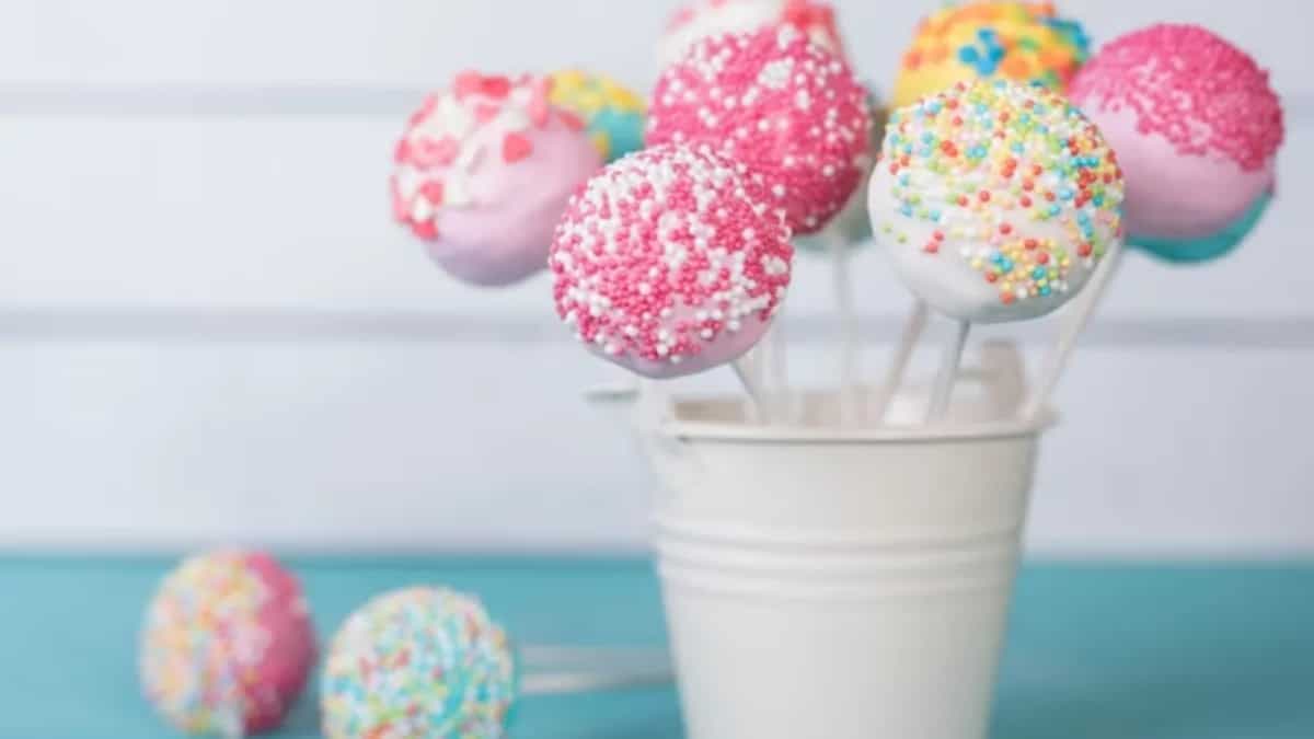 Cake Pops: Exploring The History Of These Colourful Treats