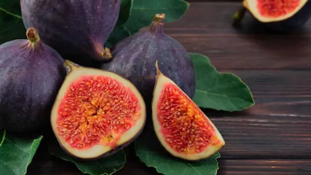 Is Anjeer A Non-Vegetarian Fruit? Here's What You Must Know