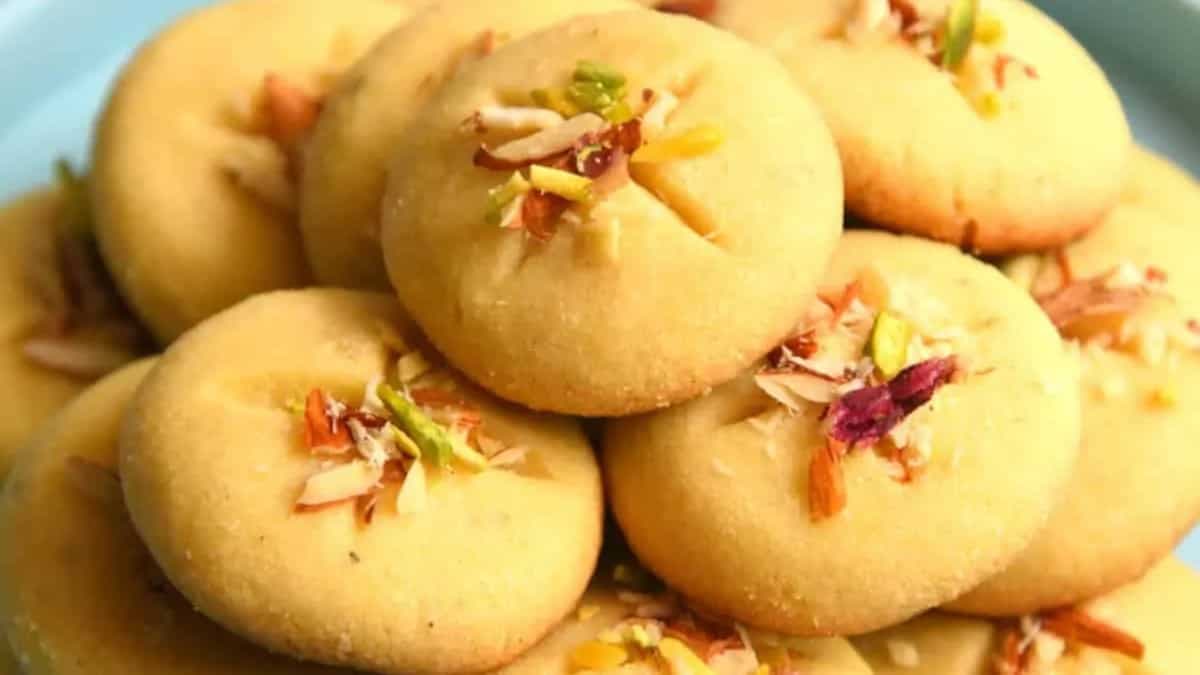 Chia Makhana Nankhatai Biscuit Recipe For A Healthy Snack