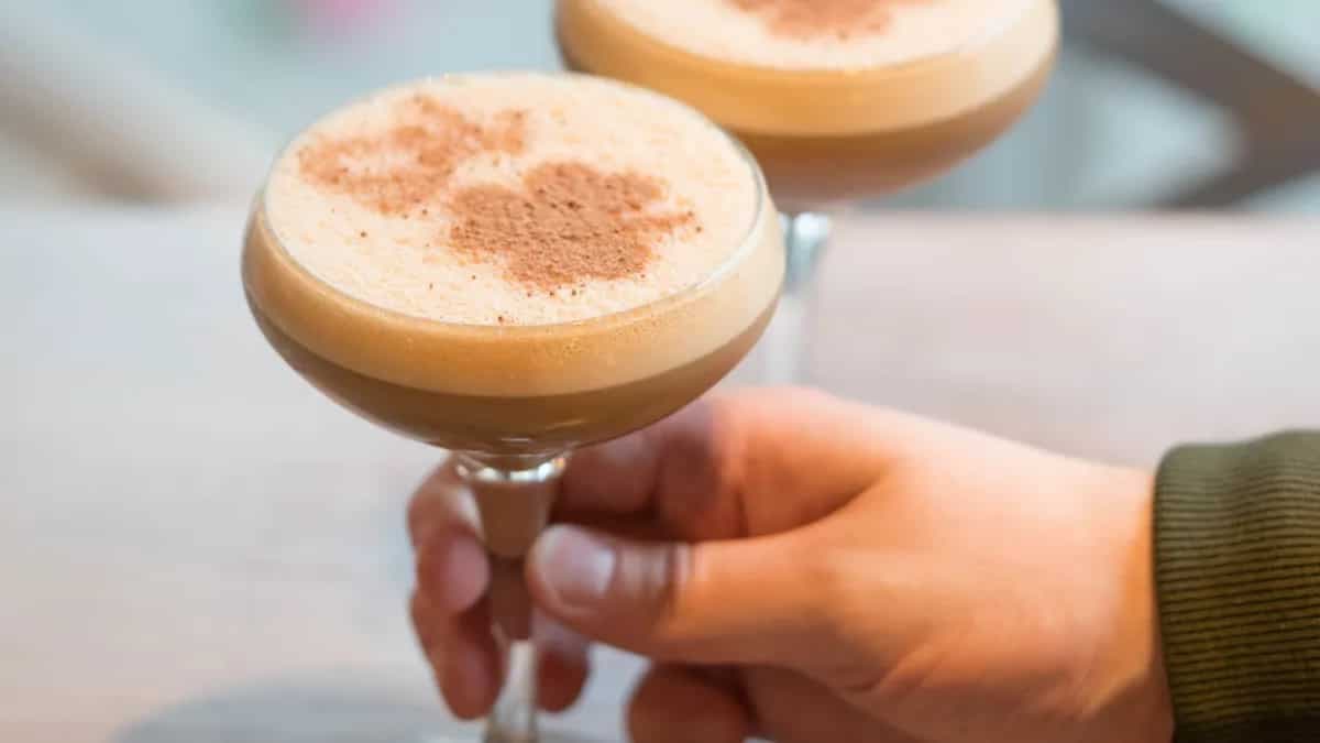 Flat White Cocktail: All About Australia’s Coffee-Based Cocktail