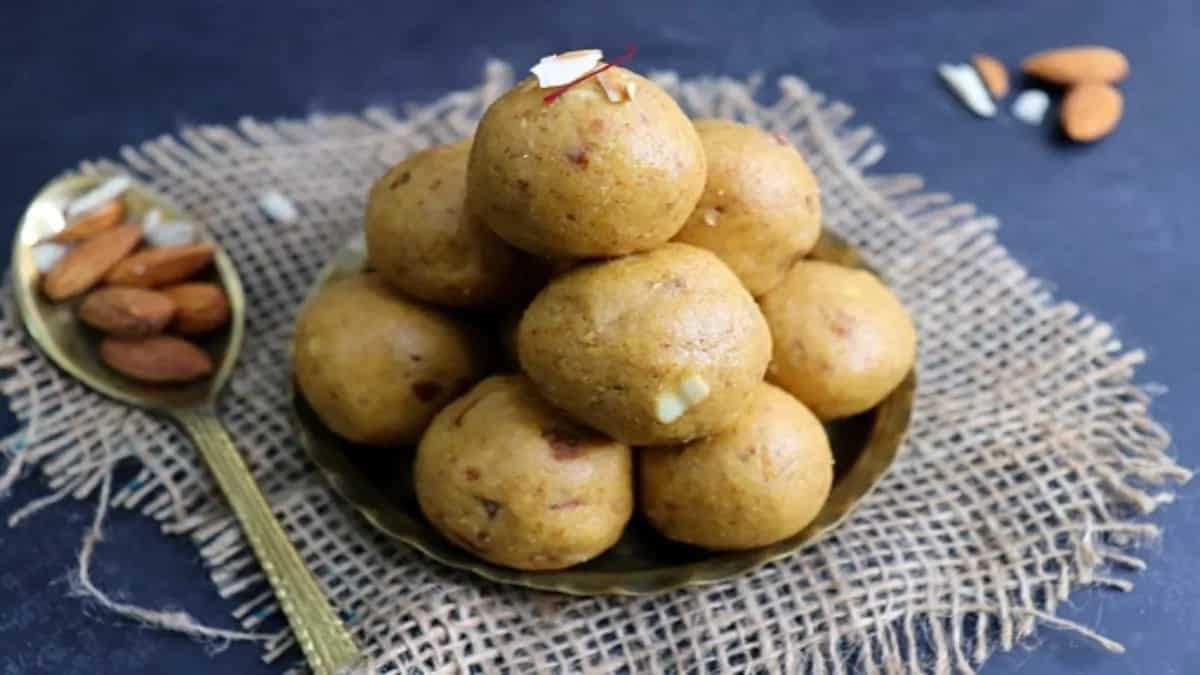 Diwali 2022: Besan Ke Ladoo By Chef Ranveer Brar Spells Magic