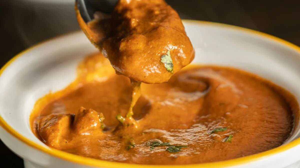 6 Hacks To Fix Runny Gravy For Curries 
