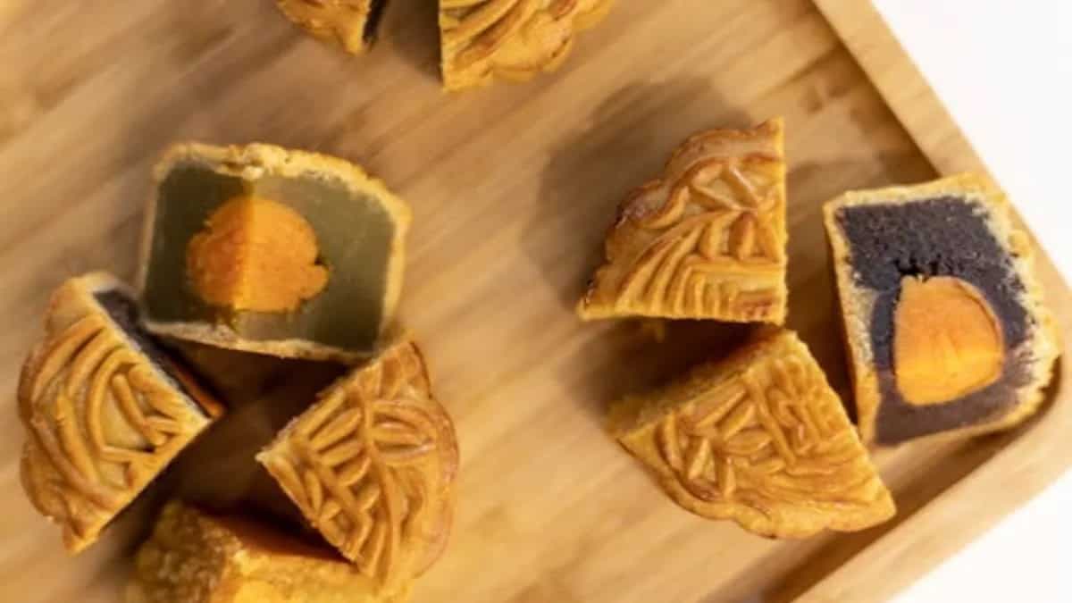 Different Types of Mooncake Fillings You Need To Know