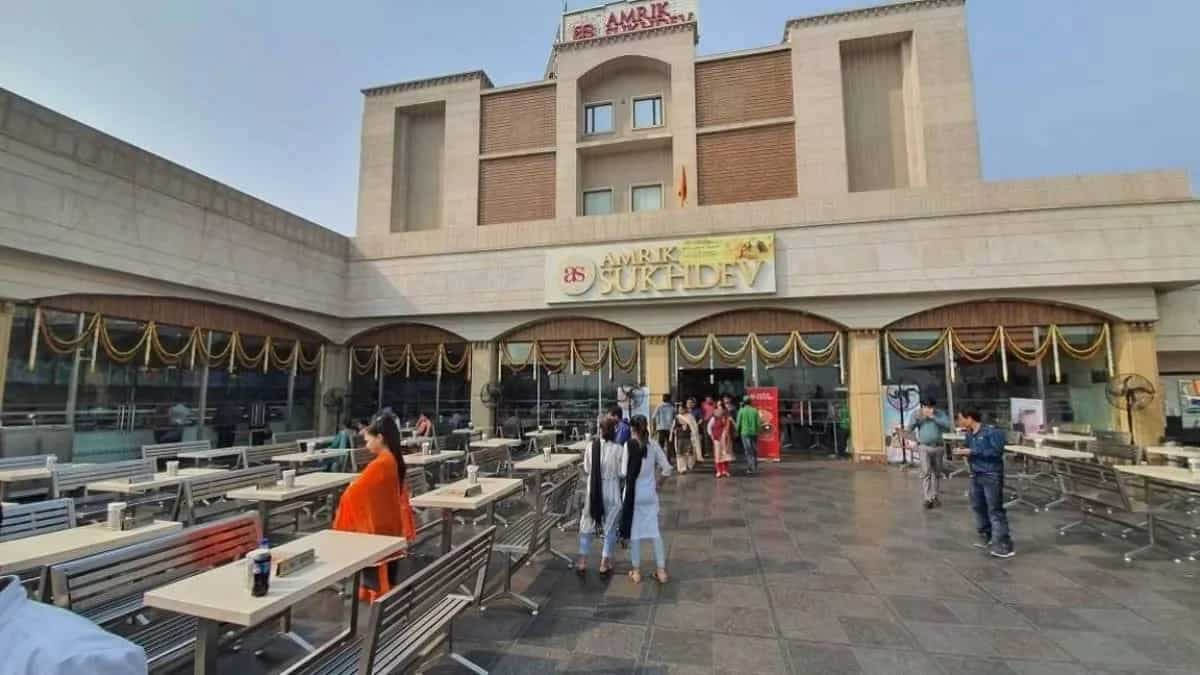 Murthal's Legendary Amrik Sukhdev Dhaba