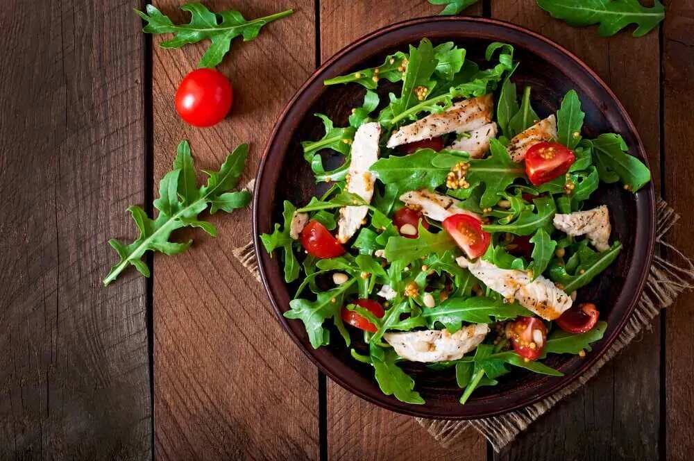 12 Pro Tips for Keeping Salad Greens Crisp and Flavorful