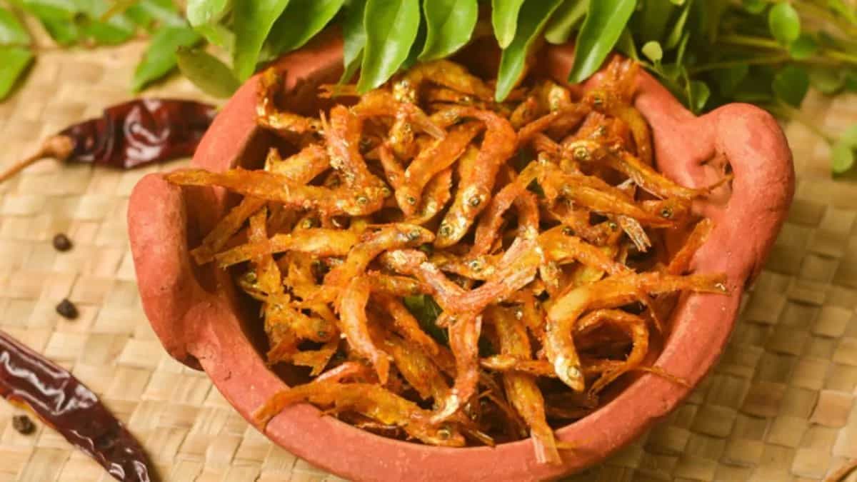 Netholi Fry Recipe, A Kerala Anchovy Snack With A Crunch