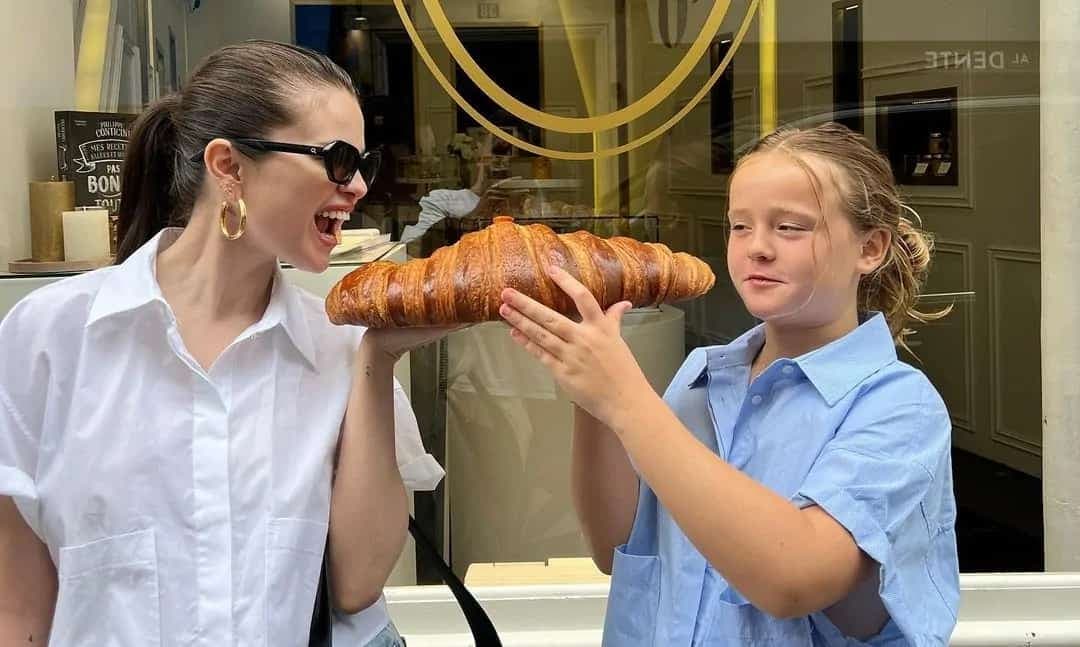 Selena Gomez Paris Food Adventure Sees Croissants, Coffee & More