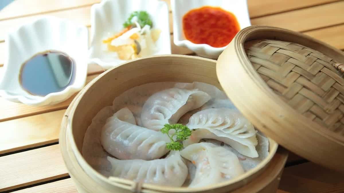 Try These Healthy And Delicious Spinach Momos For Snacks 