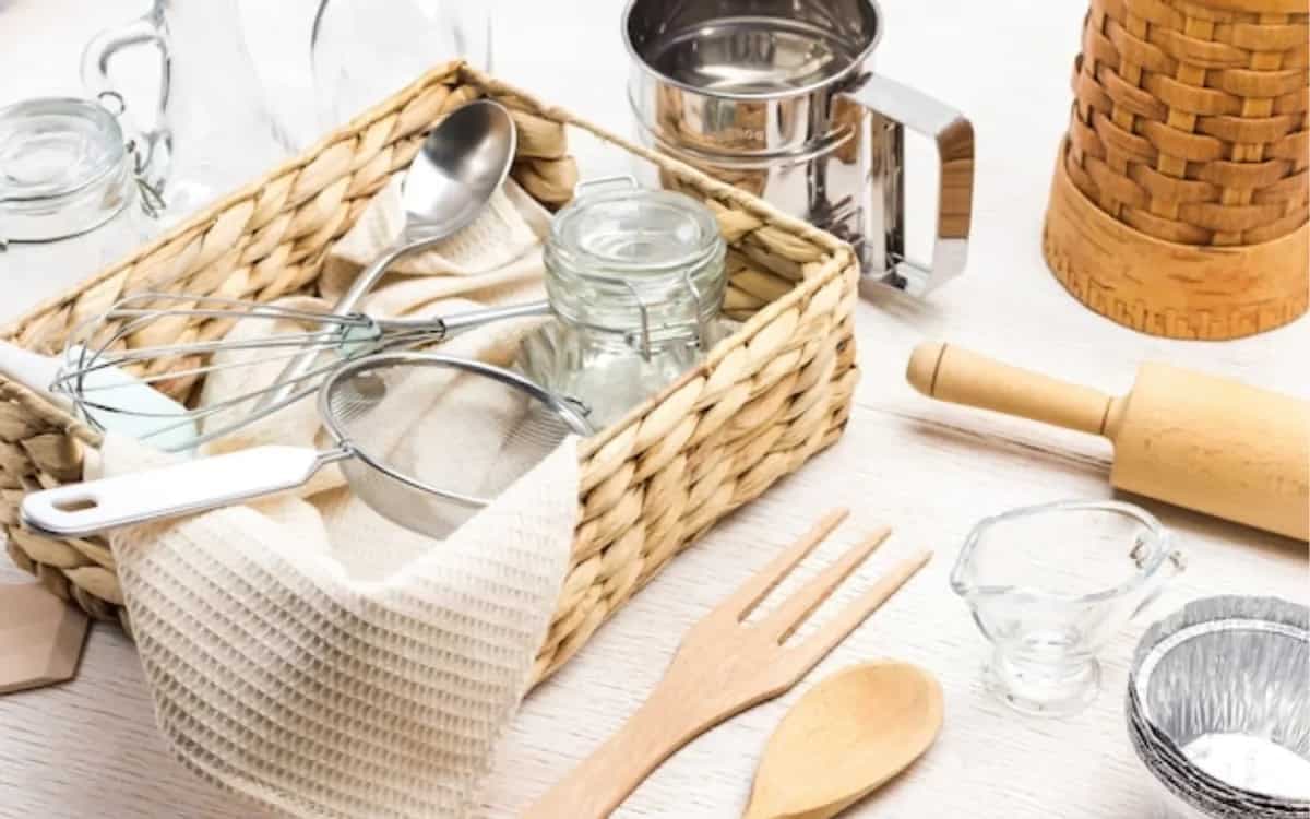 Organise Your Cutlery With These Top 5 Cutlery Baskets