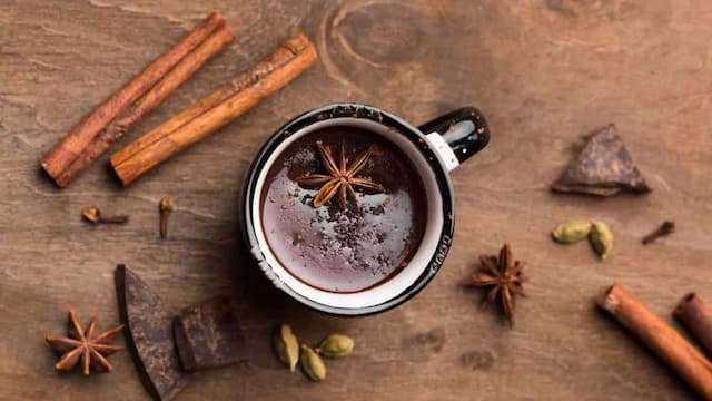 Tipsy With Tea: Fun Chai-Based Cocktails To Try 