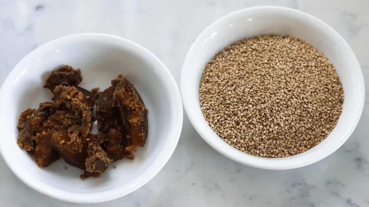 Makar Sankranti 2023: Why Should You Eat Sesame Seeds & Jaggery?