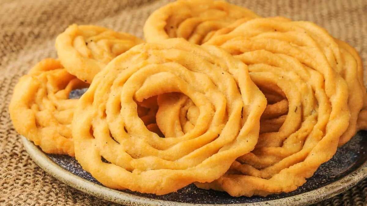 Murukku Recipe, A Crunchy Snack Delight from South India
