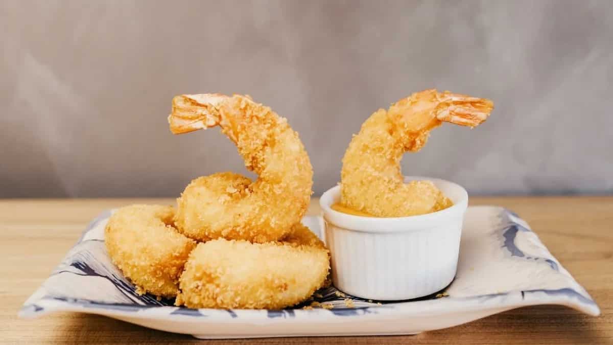 These Crispy Rock Shrimps Make For The Easiest, Tastiest Starter