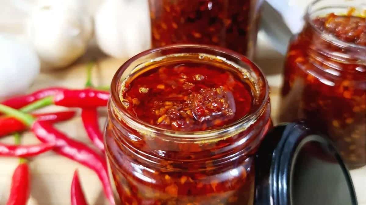 Amp Up Your Chinese Dishes With This Homemade Schezwan Sauce