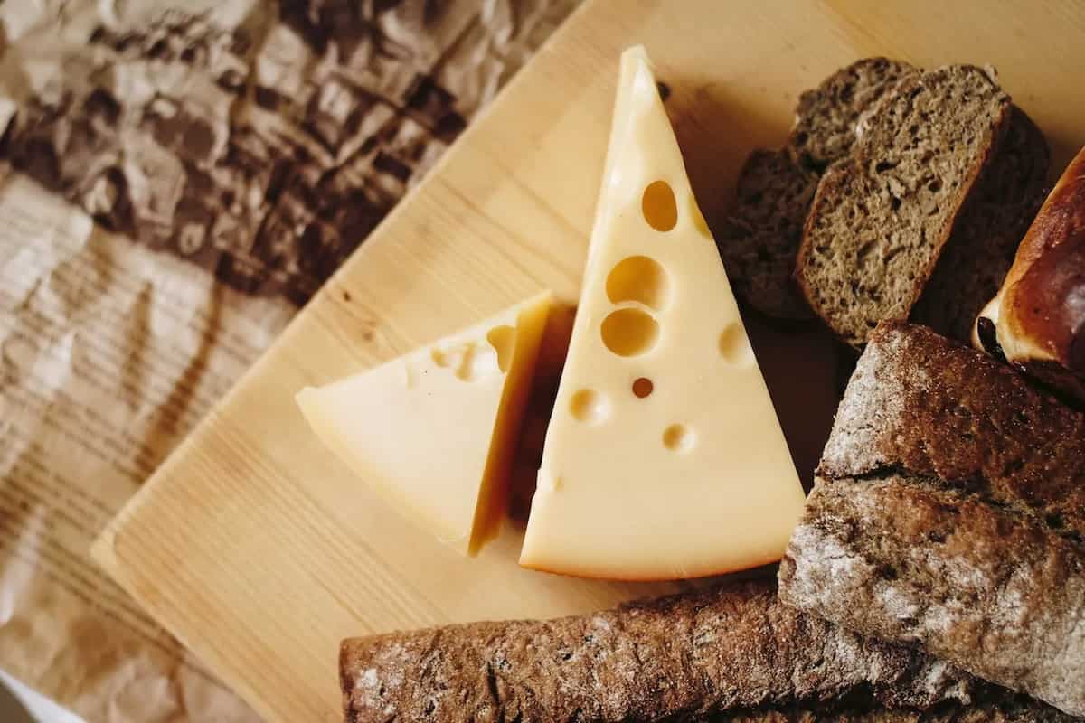 Did You Know That Cheese Benefits Heart Health? Discover 4 Types Of Cheese That Can!