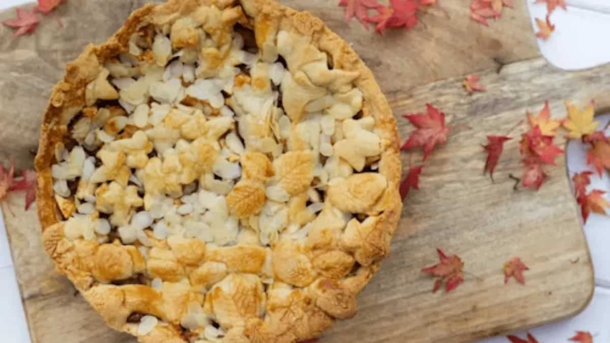 Seasonal Pies You Cannot Miss Out On Baking This Fall