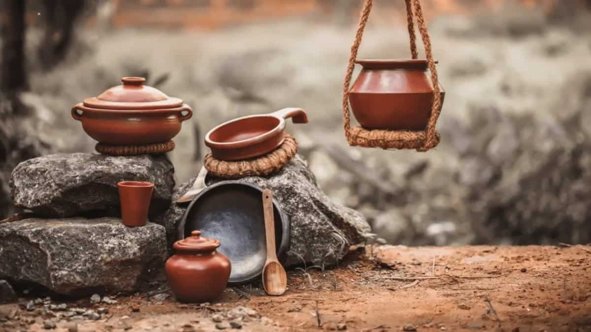 Clay Cookware: Tips To Season And Maintain Your Earthen Utensils