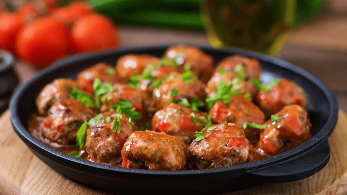 Indo-Chinese Gobi Manchurian Recipe, A Fusion Of Flavours