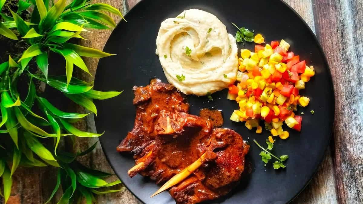 Pressure Cooker Pork Chops For A Hassle-Free Weekend Feast