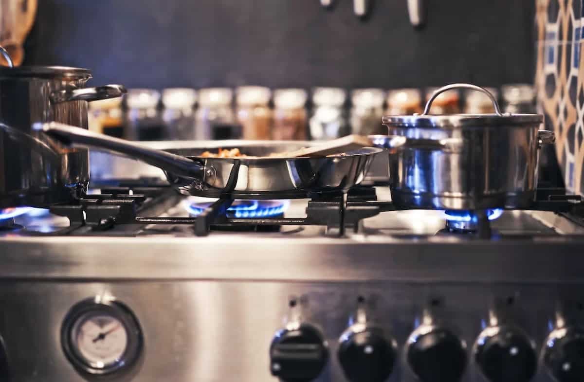 Top 6 Cost-Effective Gas Stoves For Kitchen