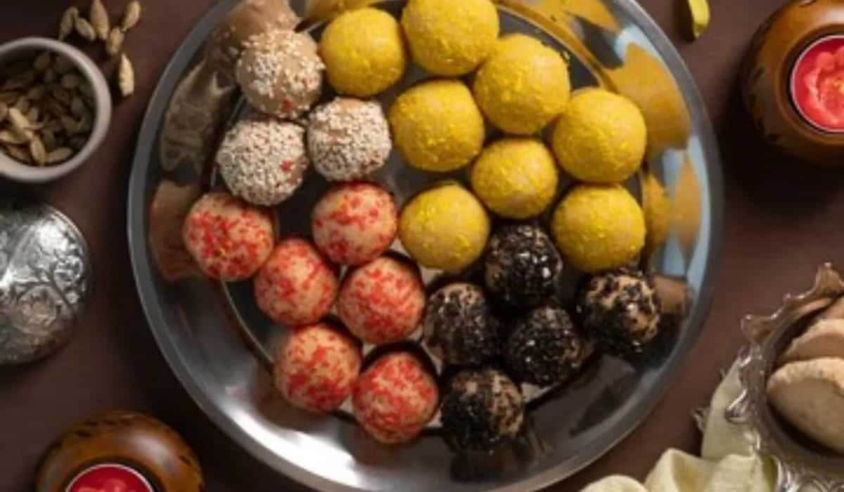 Diwali 2023: 7 Traditional Sweets That Can Be Made Under 30 Mins