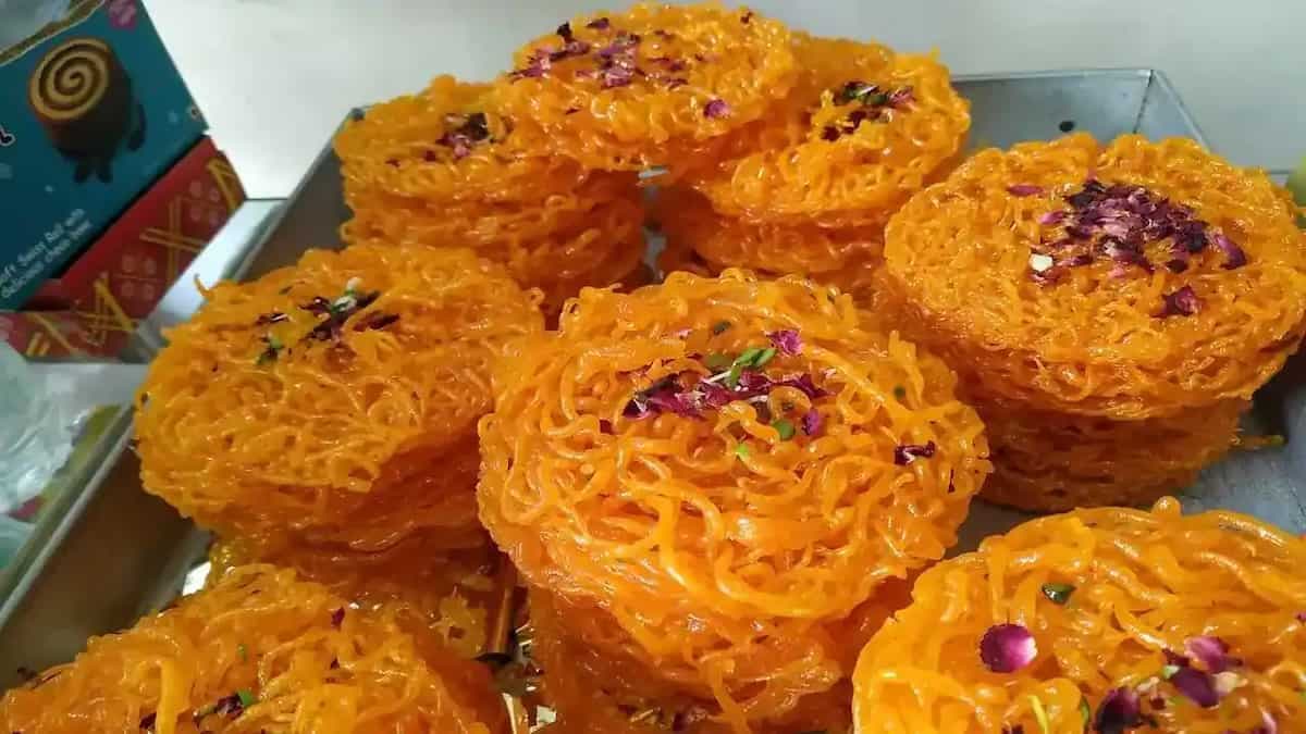 Holi 2024: 5 Festive Sindhi Desserts, From Gheeyar To Varo