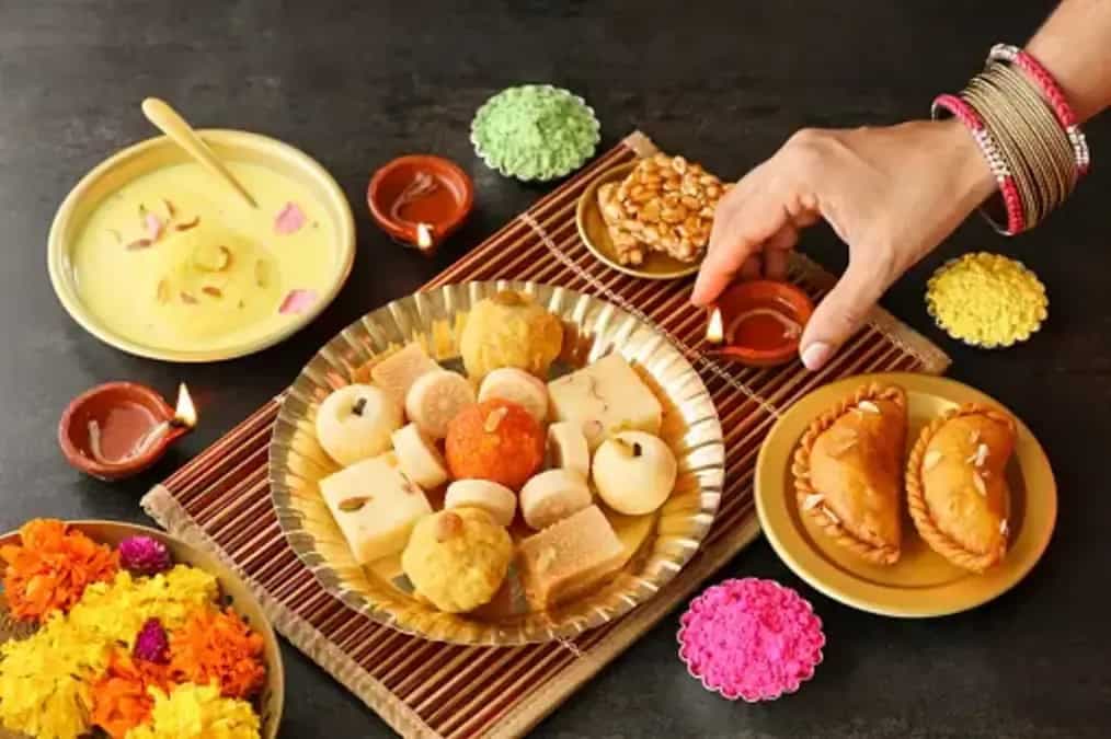 Laddu To Halwa: 10 Different  Sweets  To Serve This Diwali 