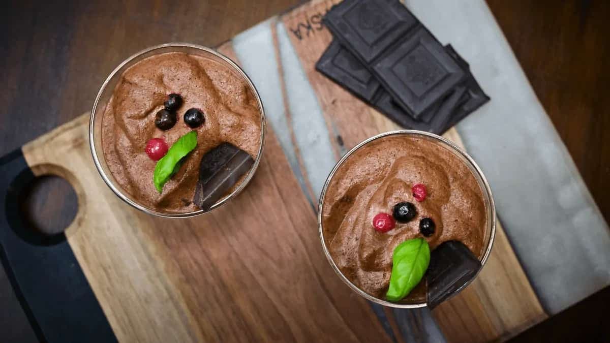 Instant 5 Ingredient Chocolate Mousse: A Sinful & Decadent Treat