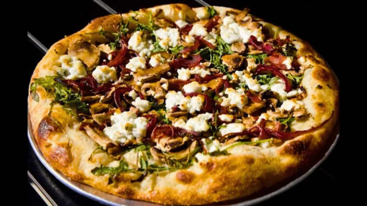 Pizza In Tucson: 7 Amazing Hot Spots You Can't Afford To Miss