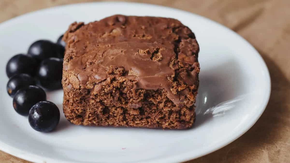 Kerala Bakeries Make Record Breaking 732 Ft Long Brownie!