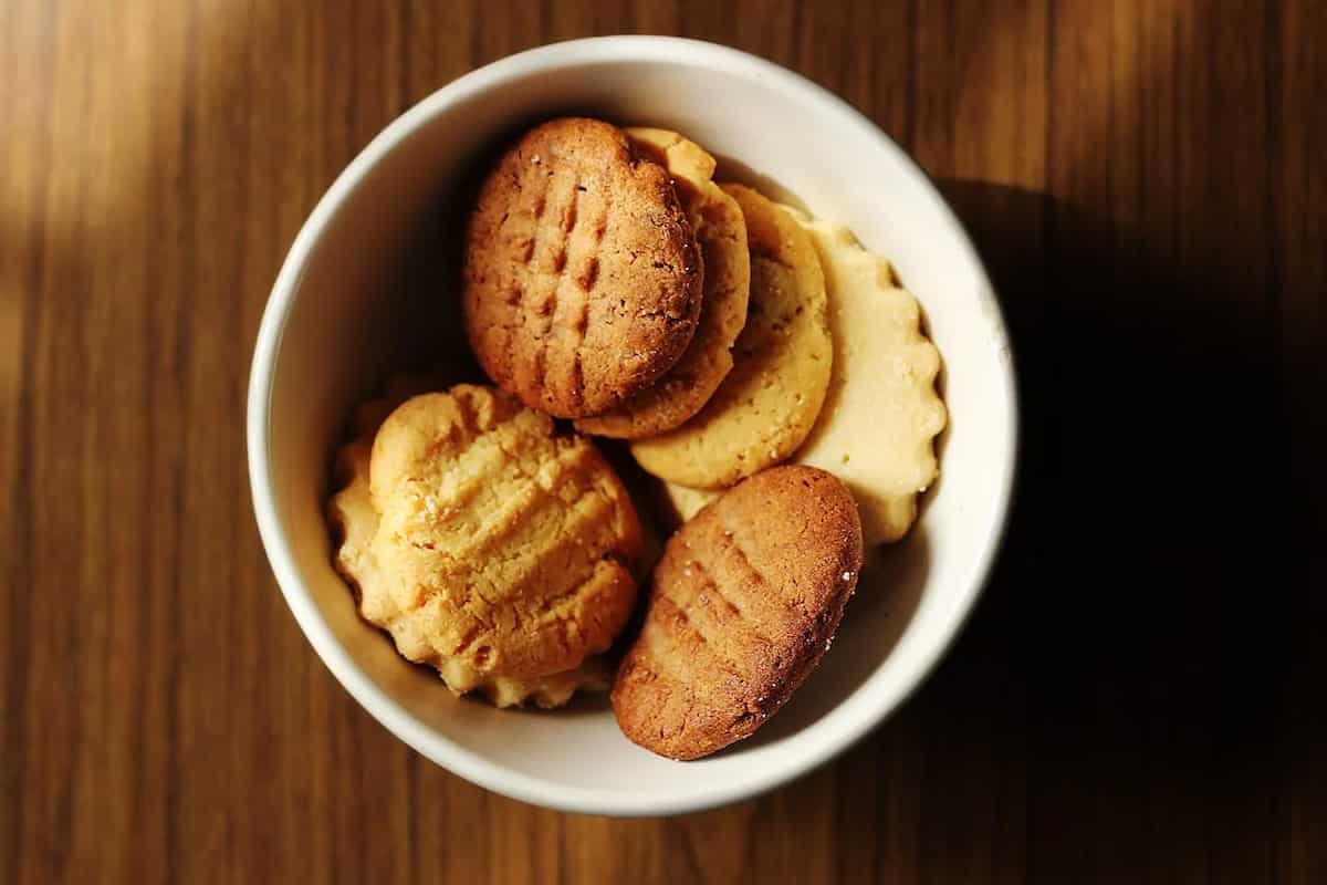 Tips To Make Easy Desserts With Cream Biscuits