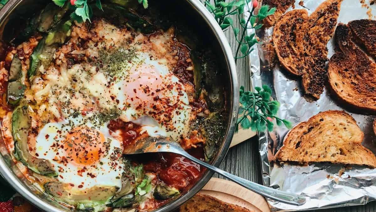 5 Warm Breakfast Bowl Options For Rainy Mornings