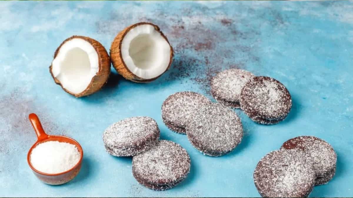6 Traditional Bengali Coconut Sweets You Must Try