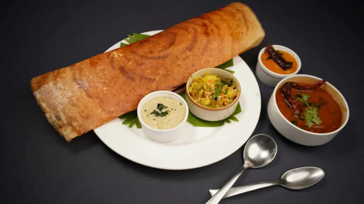 7 Iconic South Indian Dishes To Add To Your Bucket List