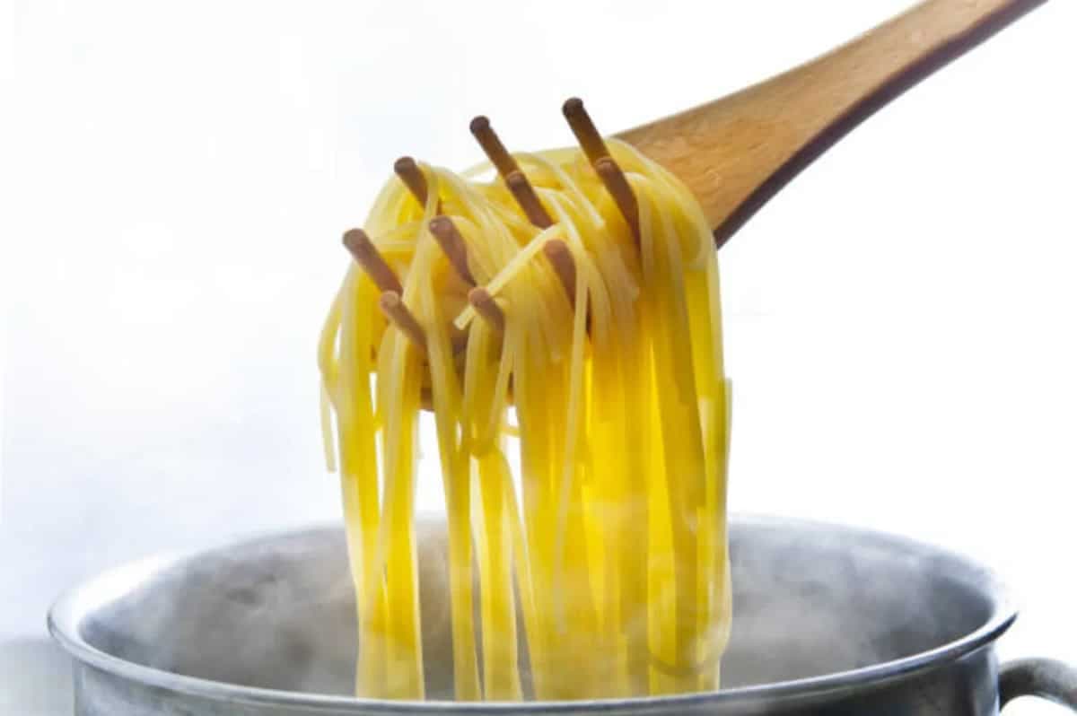 5 Best Ways To Repurpose Your Excess Cooked Noodles