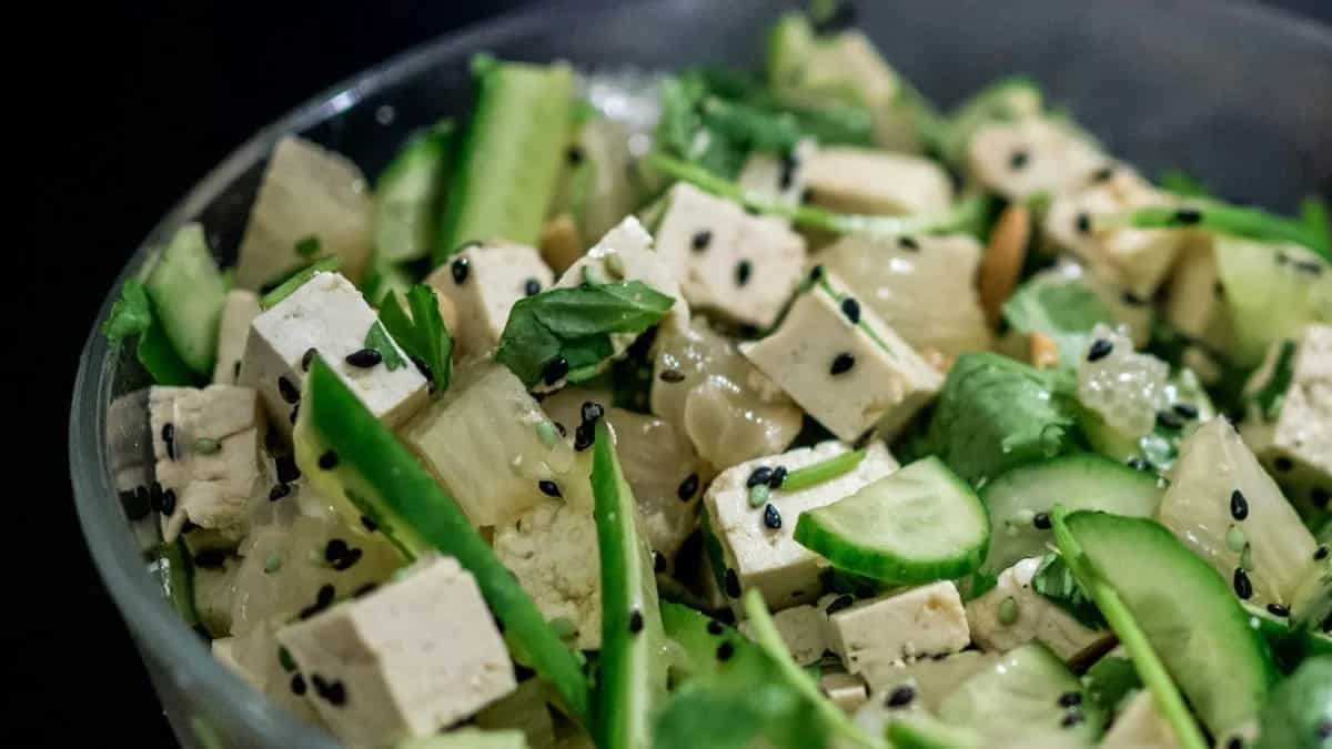 Going Vegan? 6 Tips & Tricks To Make Tofu At Home With Ease