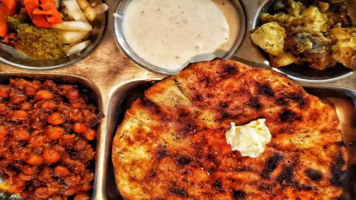 Exploring Amritsari Kulcha: History, Types, And Top 5 Haunts